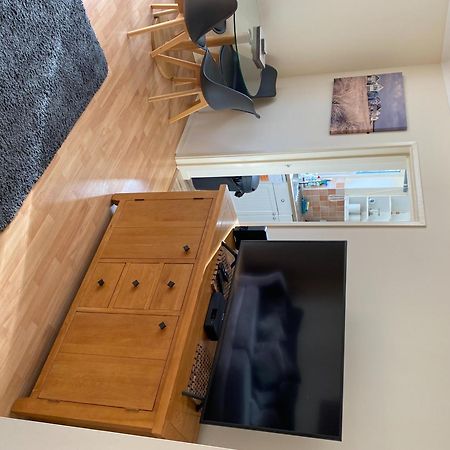River Courtyard Apartment In The Heart Of Stneots Saint Neots Exterior foto